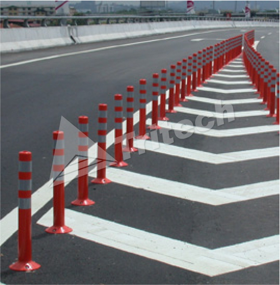 Reboundable Poles on Highway